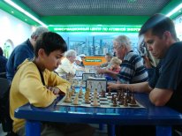 Фото к В шахматы сыграли от 8 до 78