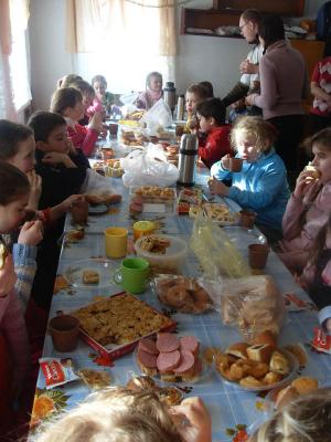 Фото к Экскурсия юных экологов в Дом Природы.