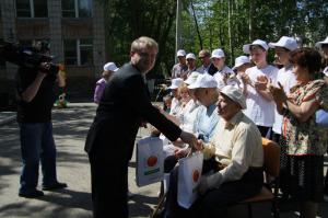 Фото к Атомщики и экологи заложили Аллею Славы