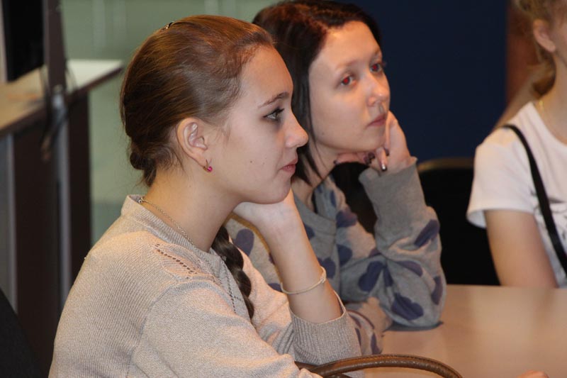 Фото к В информационном центре по атомной энергии Томска состоялся научно-технологический семинар «Термоядерный синтез, его роль в энергетике будущего».