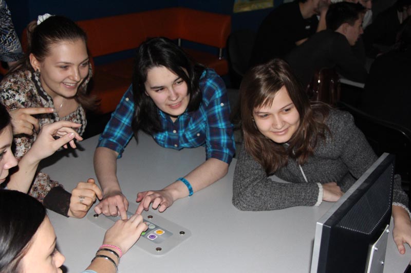 Фото к Томские и северские школьники убедились, что научная фантастика становится реальностью