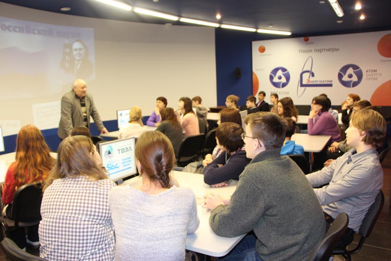 Фото к Томские и северские школьники убедились, что научная фантастика становится реальностью