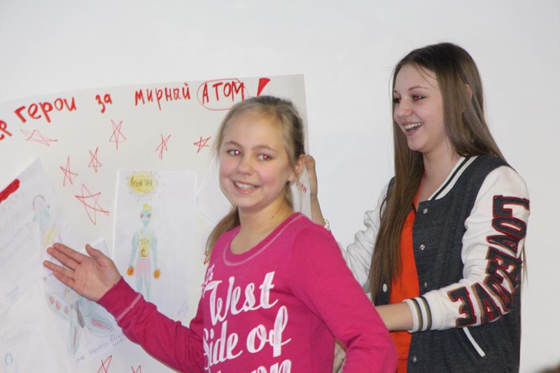 Фото к В томском информационном центре состоялся мастер-класс по созданию социальной рекламы «Мы за мирный атом»