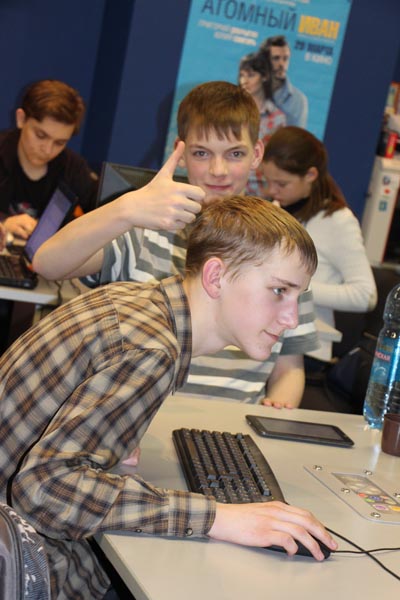 Фото к В Томском информационном центре стартовал проект «Школа юного Веб-программиста»