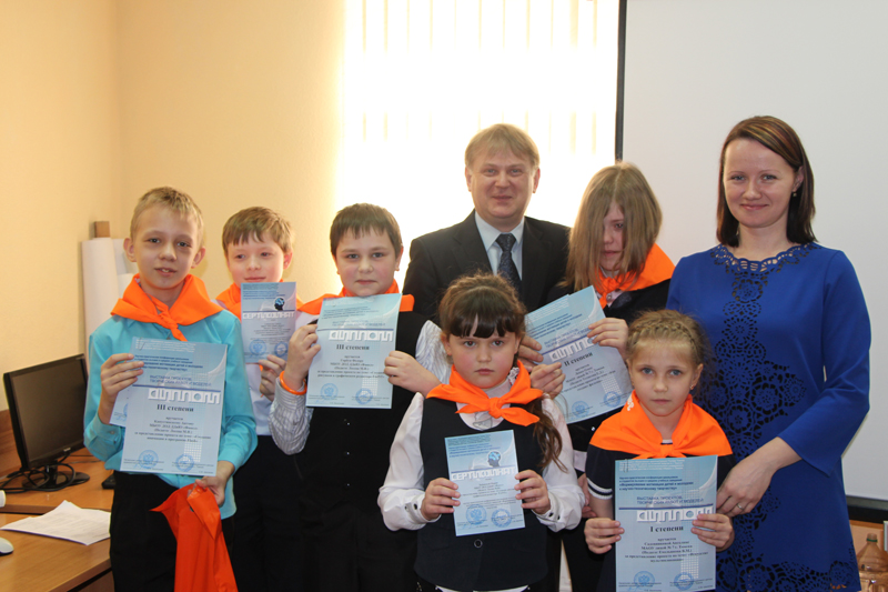 Фото к Премьера робо-спектакля состоялась на конференции по робототехнике в Томске