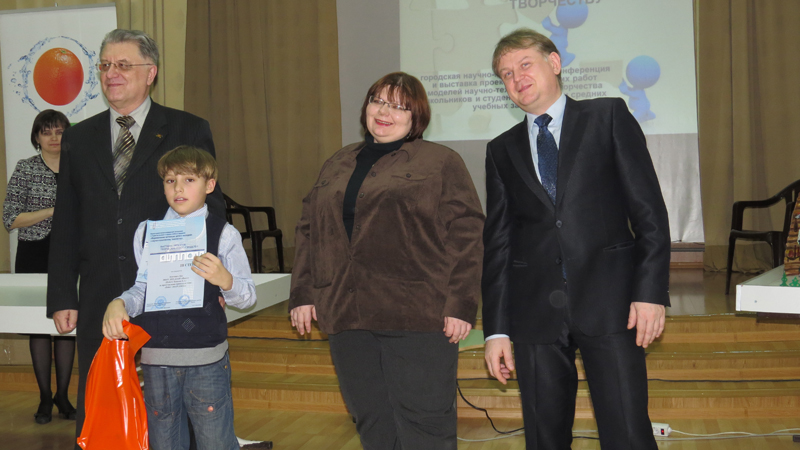 Фото к Премьера робо-спектакля состоялась на конференции по робототехнике в Томске