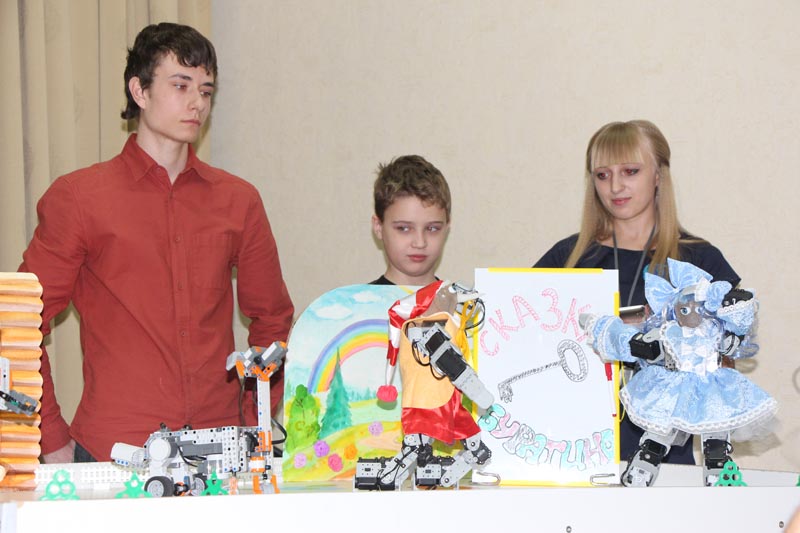 Фото к В Томске впервые пройдет Вечер Робоискусств