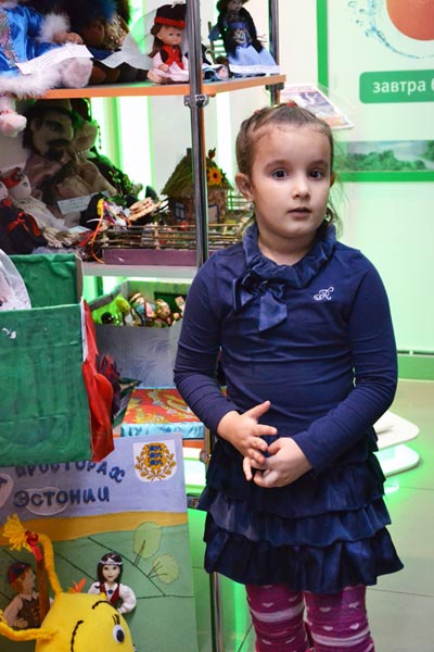 Фото к В информационном центре по атомной энергии Томска состоялся Вечер Робоискусств