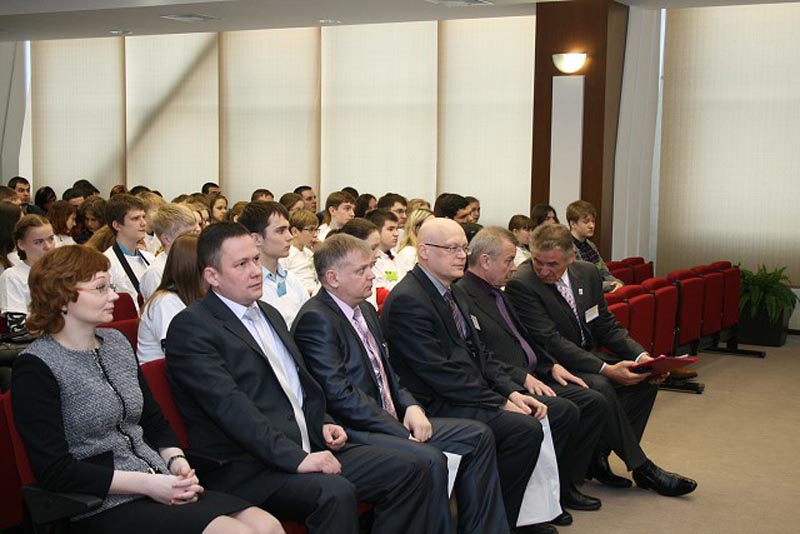 Фото к Томский информационный центр по атомной энергии выступил партнером конкурса кадрового резерва Росатома «Образовательный форсайт+20»