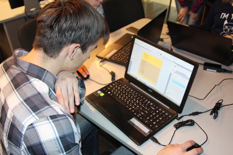 Фото к В информационном центре по атомной энергии состоялись мастер-классы по веб-дизайну от IT-школы ТГАСУ