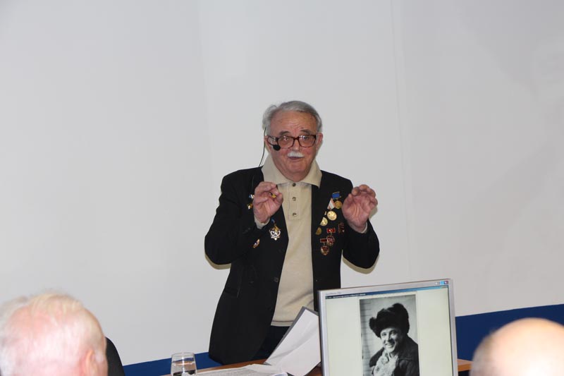 Фото к «Совершенно открыто» о «совершенно секретном»: ветеран атомной отрасли Дмитрий Леплявкин — старшеклассникам