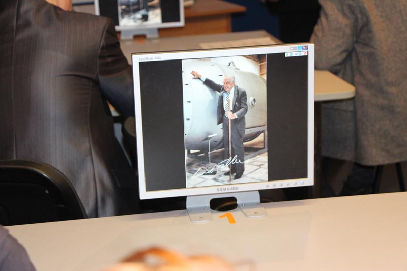 Фото к «Совершенно открыто» о «совершенно секретном»: ветеран атомной отрасли Дмитрий Леплявкин — старшеклассникам