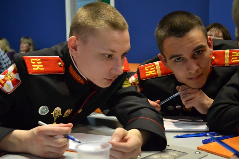 Фото к «Один за всех и все за одного!»: 84 команды российских школьников рассчитали «Формулу интеллекта»