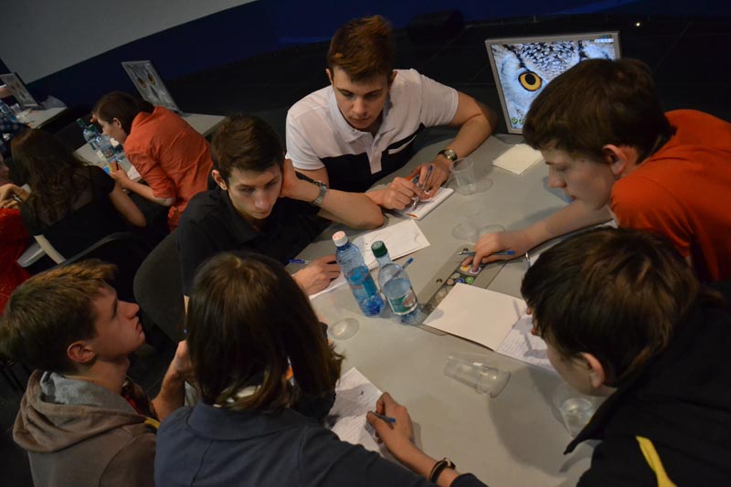 Фото к «Один за всех и все за одного!»: 84 команды российских школьников рассчитали «Формулу интеллекта»