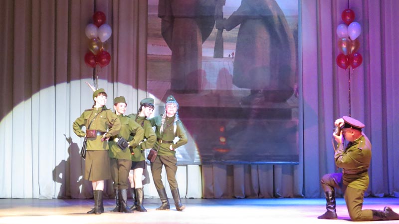 Фото к Низкий вам поклон, ветераны войны. В Томске состоялся гала-концерт фестиваля-конкурса «Песня в солдатской шинели»