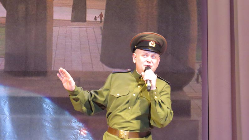 Фото к Низкий вам поклон, ветераны войны. В Томске состоялся гала-концерт фестиваля-конкурса «Песня в солдатской шинели»