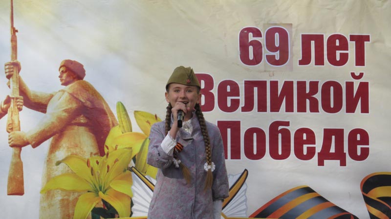 Фото к Более 5000 томичей побывали на выступлениях творческой военной агитбригады