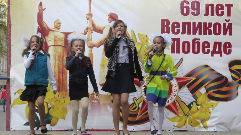 Фото к Более 5000 томичей побывали на выступлениях творческой военной агитбригады