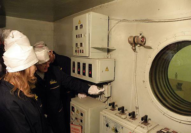 Фото к В рамках проекта «День Учителя на объектах атомной отрасли» состоялась экскурсия на ОАО «СХК»