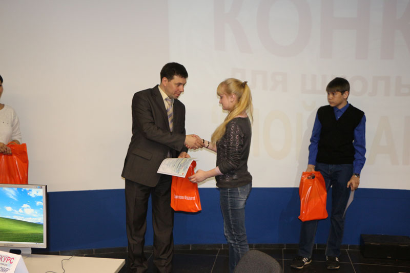 Фото к В Томском информационном центре по атомной энергии состоялся финал Всероссийского конкурса «Мой НАНОМИР — 2014»