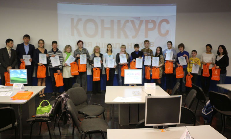 Фото к В Томском информационном центре по атомной энергии состоялся финал Всероссийского конкурса «Мой НАНОМИР — 2014»