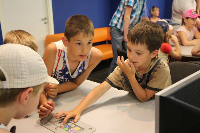 Фото к Дни безопасности с МЧС  в томском информационном центре по атомной энергии