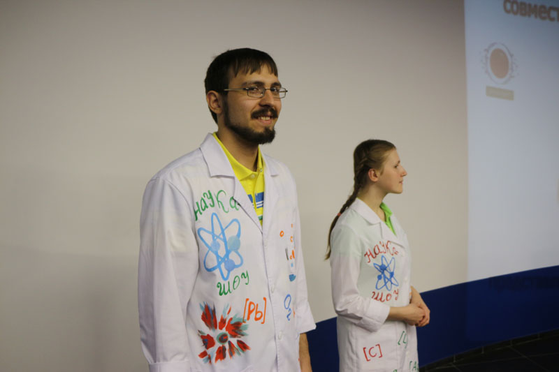 Фото к Томские школьники «заФИКСИровали опыты»