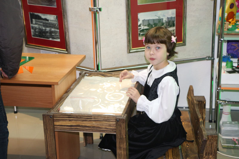 Фото к Юные томичи — победители II Всероссийского конкурса «Мой атом» получили заслуженные награды