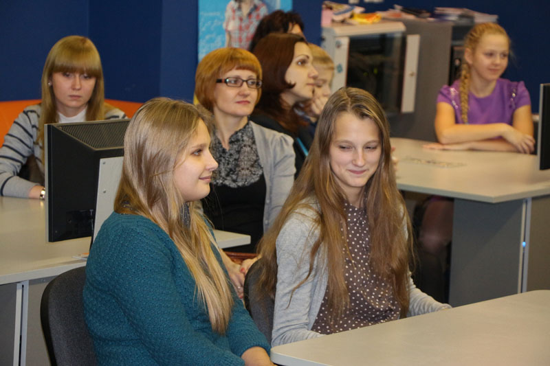 Фото к  «События и люди, которые нас вдохновляют»: в томском информационном центре по атомной энергии состоялось подведение итогов конкурса эссе  