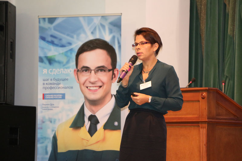 Фото к Информационный центр по атомной энергии принял участие в «Днях карьеры Росатома»