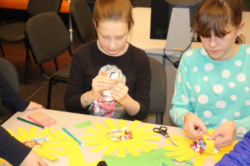 Фото к В информационном центре по атомной энергии «заФИКСИровали сладкие опыты»