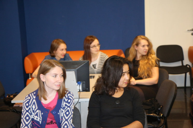 Фото к «Science Events Workshops»: в томском информационном центре по атомной энергии продолжается проект  «мастерские инноваций»