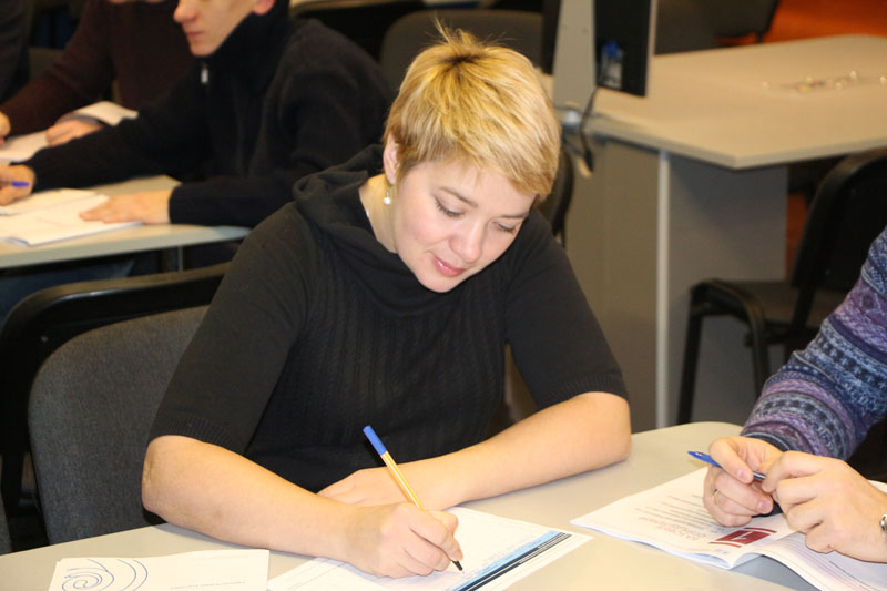 Фото к В томском информационном центре по атомной энергии состоялся тренинг на тему: «Наставничество»