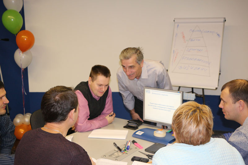 Фото к В томском информационном центре по атомной энергии состоялся тренинг на тему: «Наставничество»