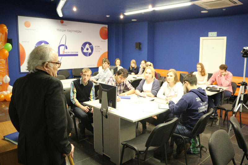 Фото к В томском информационном центре по атомной энергии состоялась «антилекция» о важности образования в жизни человека