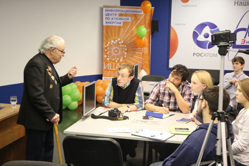 Фото к В томском информационном центре по атомной энергии состоялась «антилекция» о важности образования в жизни человека