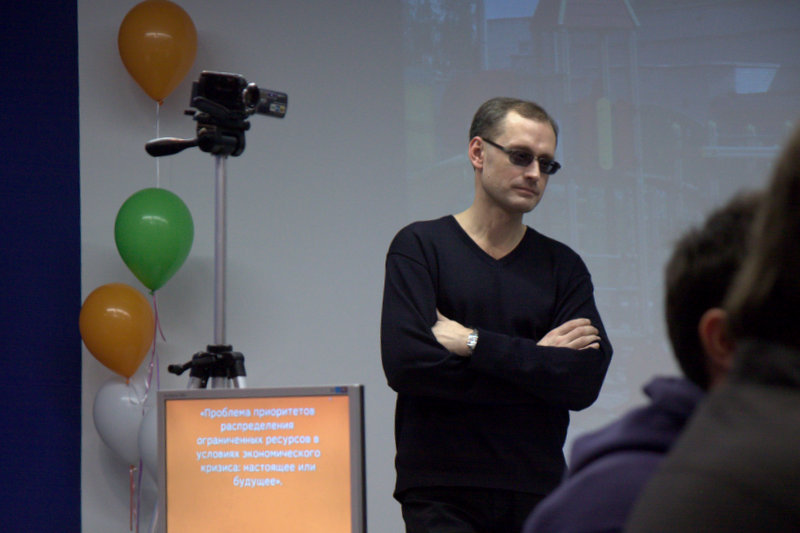 Фото к ЖКХ или Атомфлот: в ИЦАЭ Томска состоялась дискуссия по вопросам приоритетов распределения ограниченных ресурсов в условиях экономического кризиса