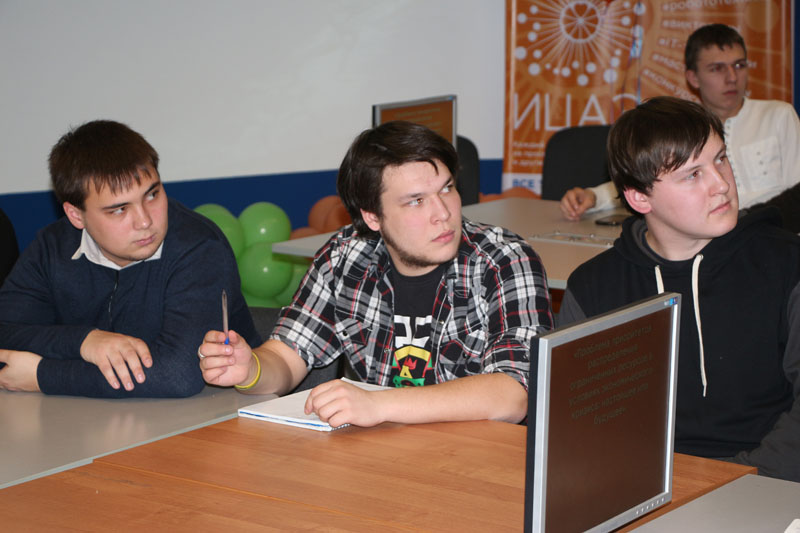 Фото к ЖКХ или Атомфлот: в ИЦАЭ Томска состоялась дискуссия по вопросам приоритетов распределения ограниченных ресурсов в условиях экономического кризиса