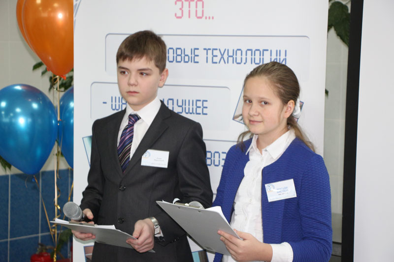 Фото к Информационный центр по атомной энергии выступил соорганизатором соревнований по робототехнике  «РобоСеверск — II»