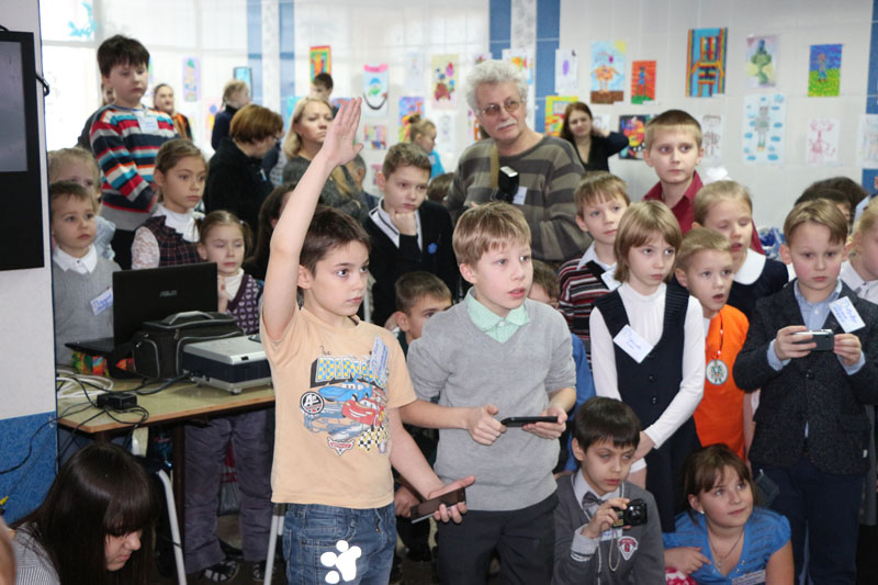 Фото к Информационный центр по атомной энергии выступил соорганизатором соревнований по робототехнике  «РобоСеверск — II»