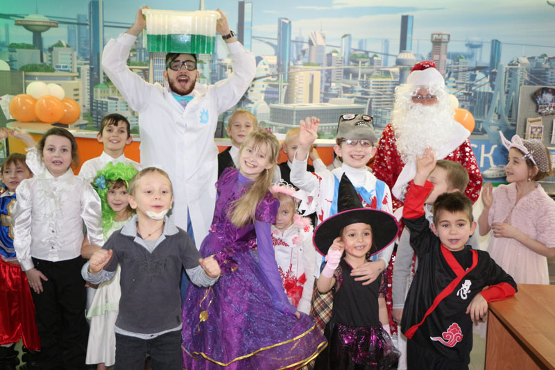 Фото к  «Научная елка» : новогодний праздник для детей из многодетных семей