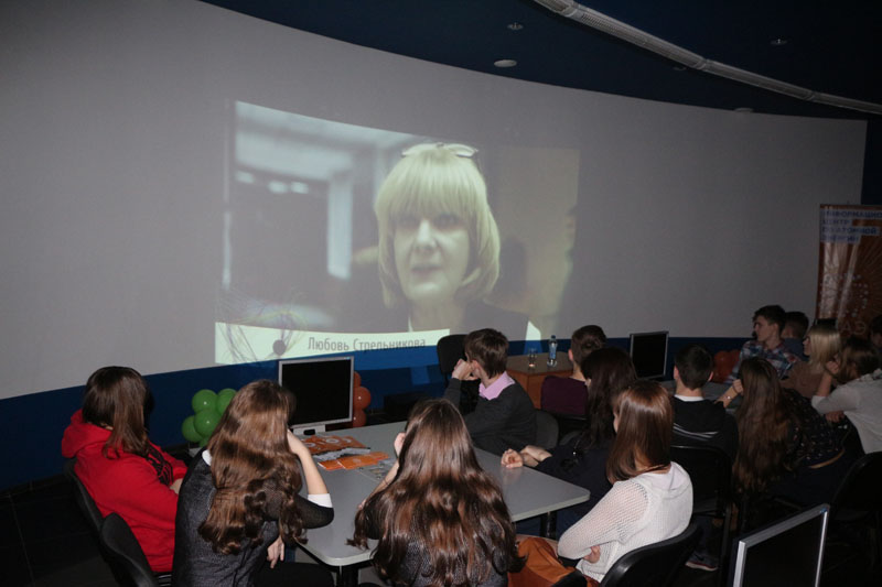 Фото к Признаки жизни: в ИЦАЭ Томска состоялась лекция о научном искусстве