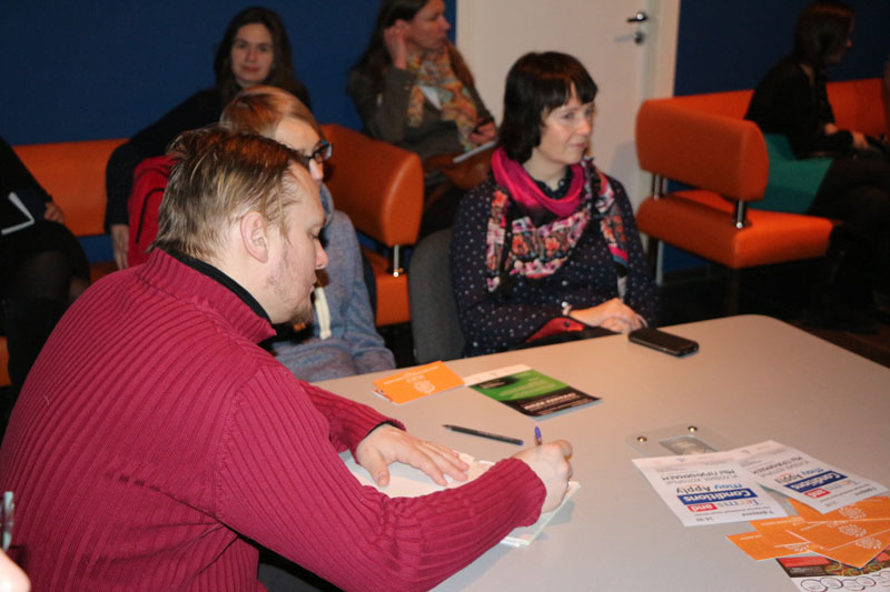 Фото к Признаки жизни: в ИЦАЭ Томска состоялась лекция о научном искусстве