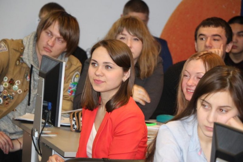 Фото к Великие стройки в России — научные и культурные аспекты: американский историк прочитал публичную лекцию в ИЦАЭ Томска