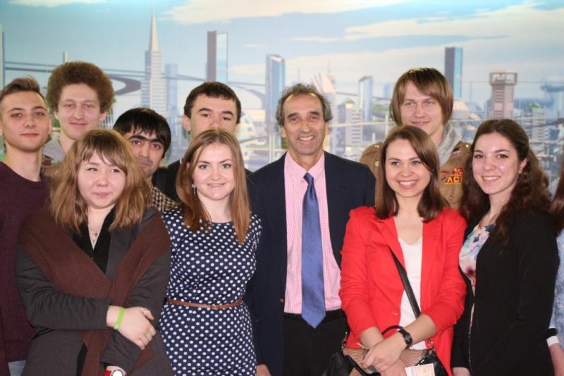 Фото к Великие стройки в России — научные и культурные аспекты: американский историк прочитал публичную лекцию в ИЦАЭ Томска