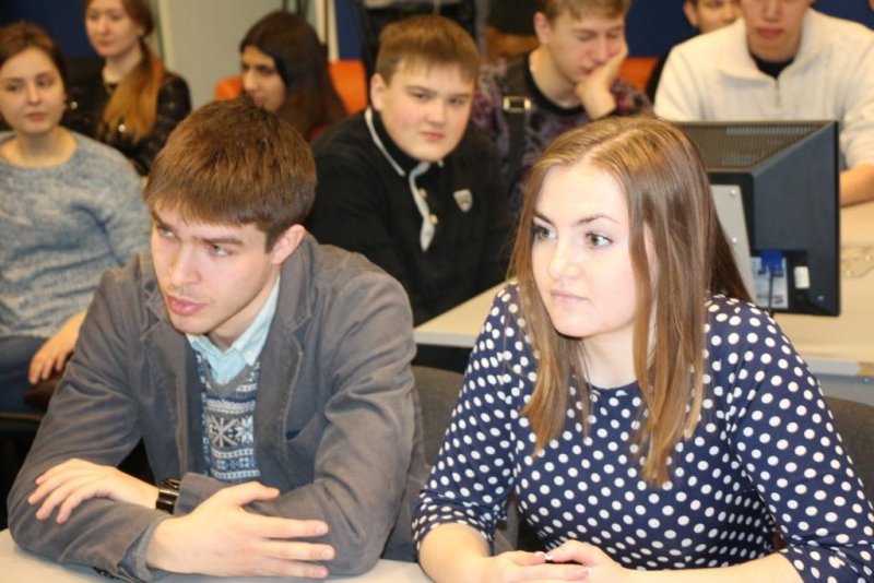 Фото к Великие стройки в России — научные и культурные аспекты: американский историк прочитал публичную лекцию в ИЦАЭ Томска