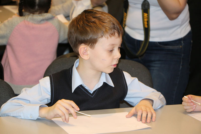 Фото к Томские первоклассники «заФИКСИровали» Неделю высоких технологий