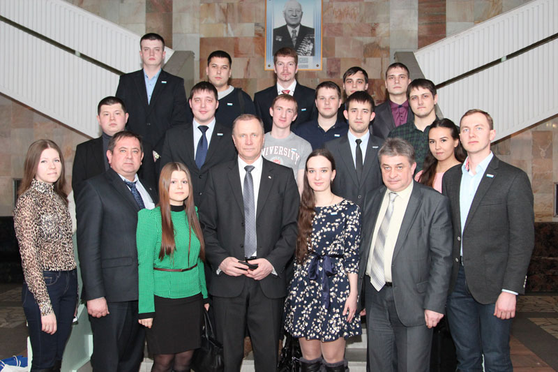 Фото к На СХК прошло посвящение в молодые работники