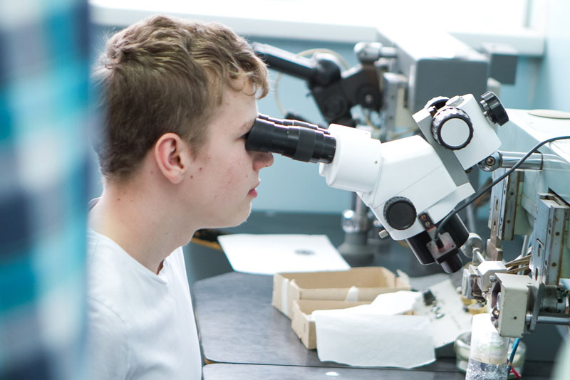 Фото к Более 30 000 школьников и педагогов в 55 регионах России приняли участие в Неделе высоких технологий и технопредпринимательства