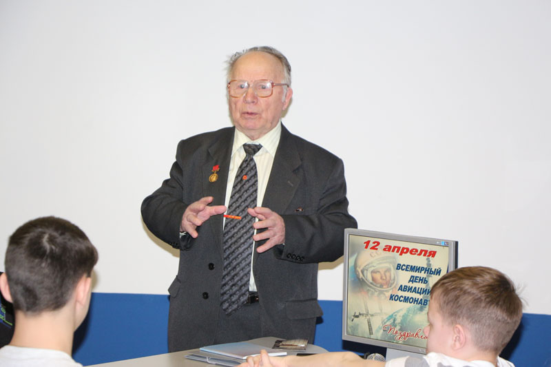 Фото к От земли до неба: по стопам космонавтов